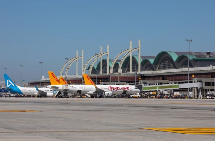 Sabiha Gökçen Apron-3 Betonarme Duvarları